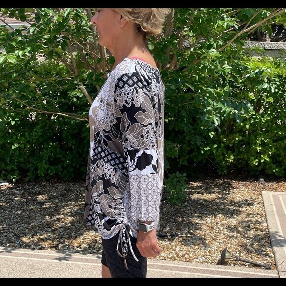 Ruby Road Print Top with 3/4 Sleeve and Accented Neckline, Sz XL - Picture 4 of 7